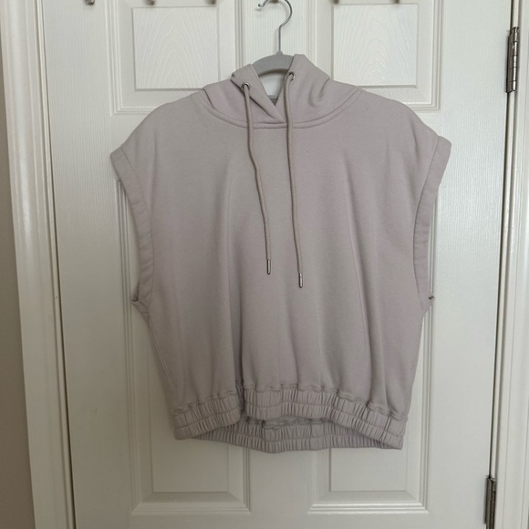 Abercrombie & Fitch Sleeveless Hoodie - Picture 1 of 3